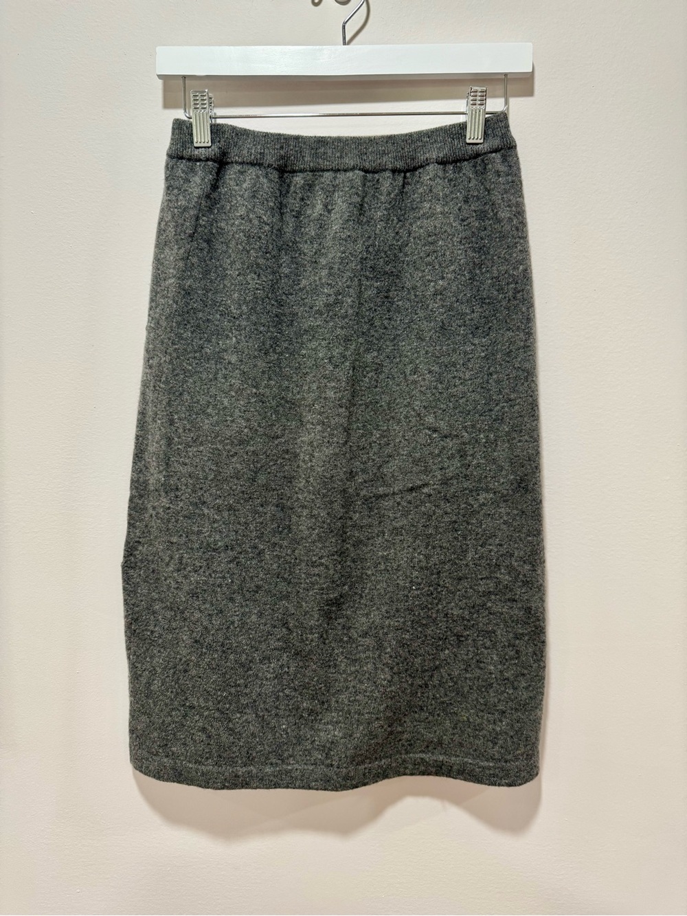 Andrea Haber Vintage Gray 100% Lambswool Knit Pencil Skirt Size L (fits like M)
